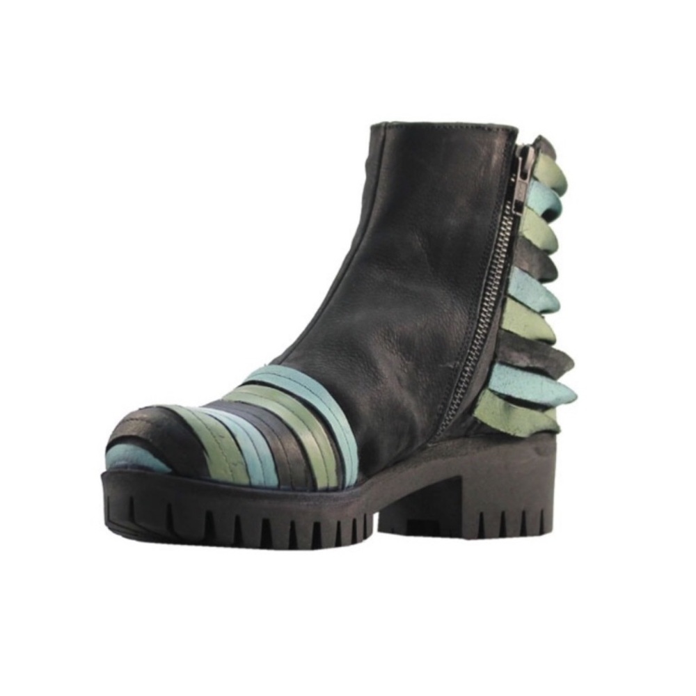 Papucei Leather Boots - Quality Made - In Good Condition. - Picture 5 of 10